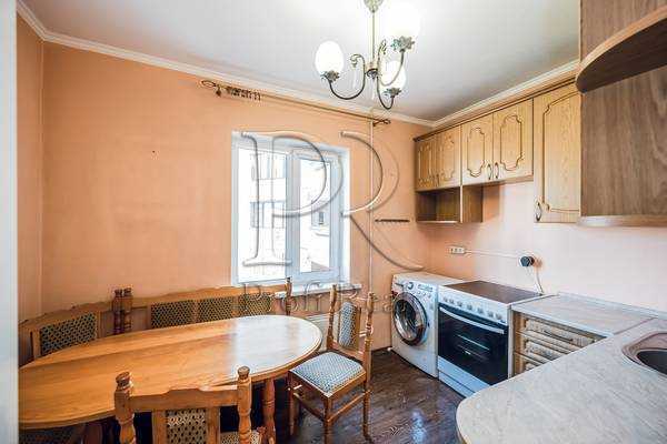 Продажа 3-комнатной квартиры 74 м², Драгоманова ул., 23