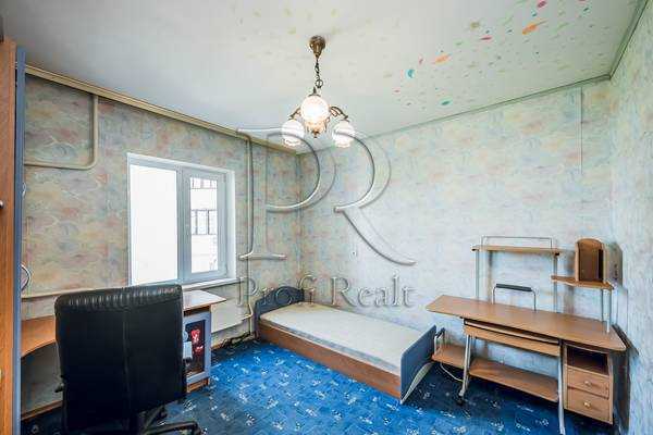 Продажа 3-комнатной квартиры 74 м², Драгоманова ул., 23