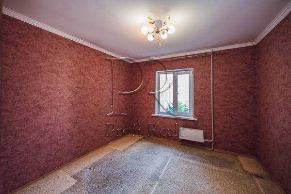 Продажа 3-комнатной квартиры 74 м², Драгоманова ул., 23