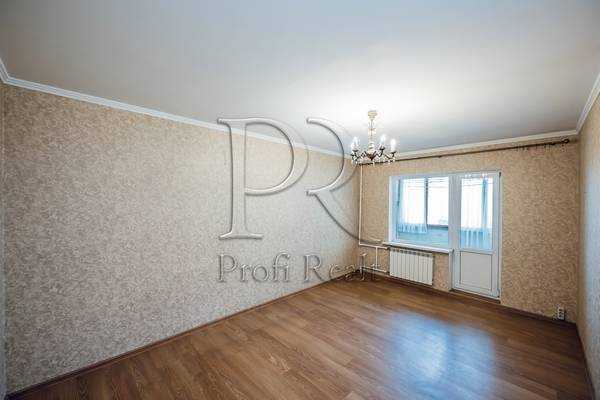 Продажа 3-комнатной квартиры 74 м², Драгоманова ул., 23