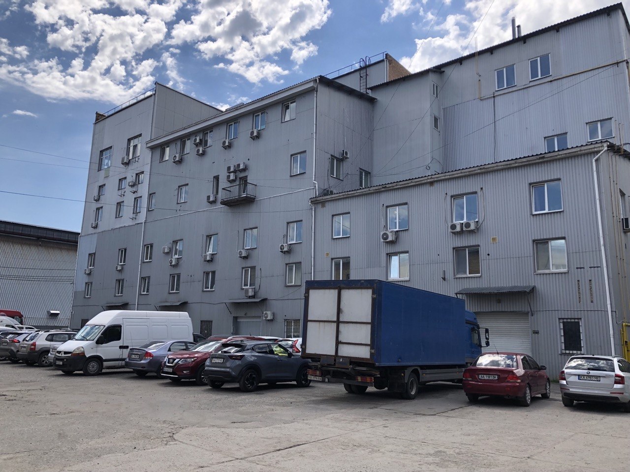 Оренда офісу 500 м², Пирогівський шлях вул., 34