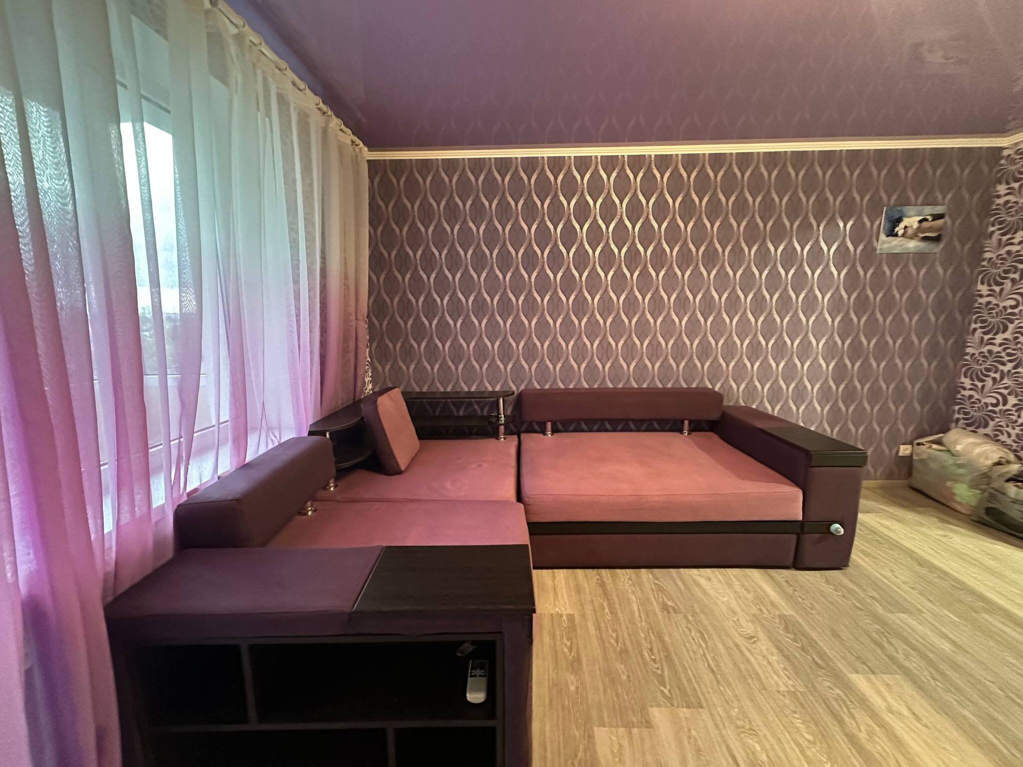 Оренда 2-кімнатної квартири 57 м², Гладкова вул.