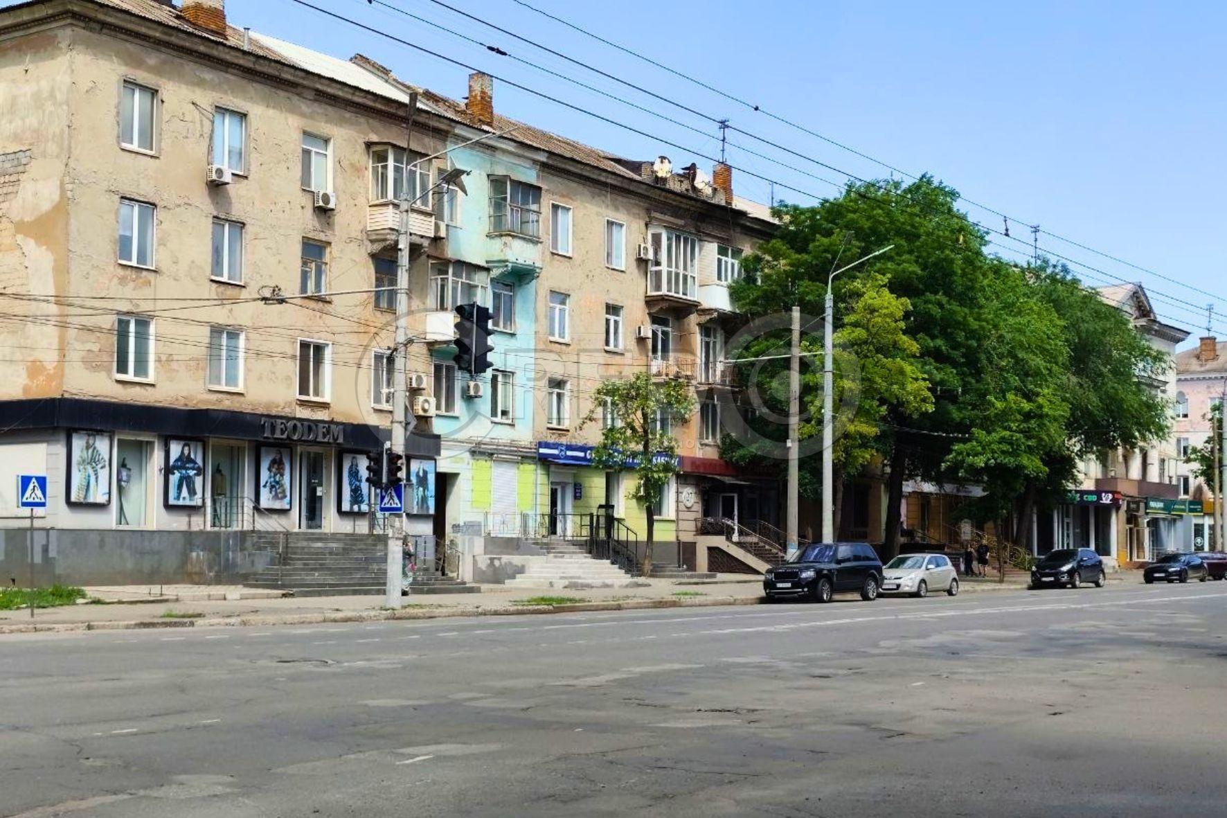 Продаж 3-кімнатної квартири 52.9 м², Гагаріна просп.