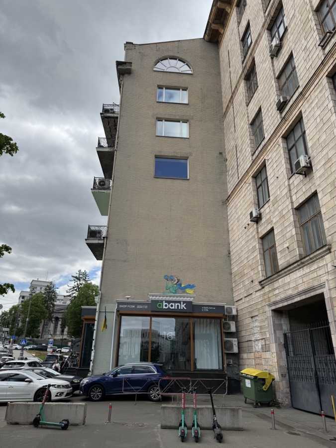 Продаж 5-кімнатної квартири 309 м², Музейний пров., 2