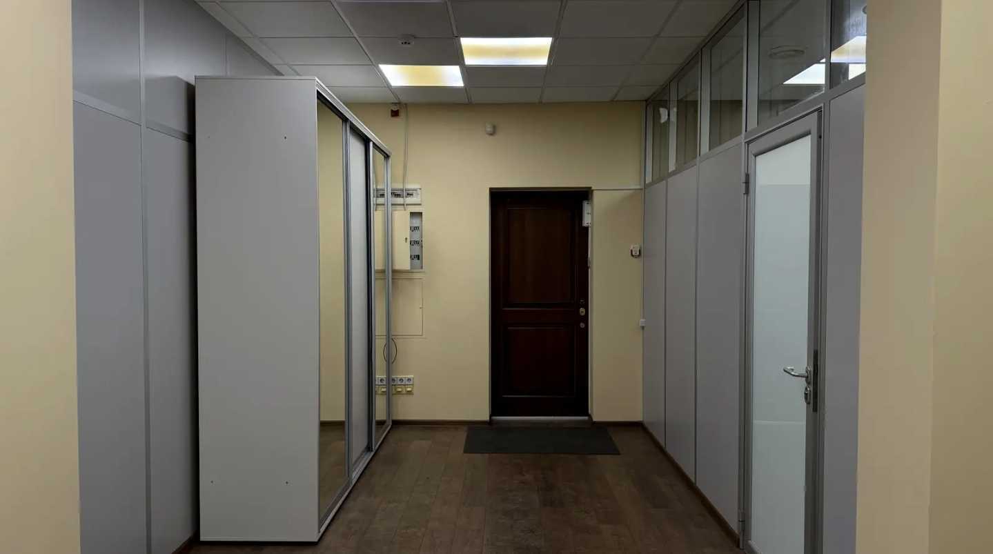 Продаж 5-кімнатної квартири 309 м², Музейний пров., 2