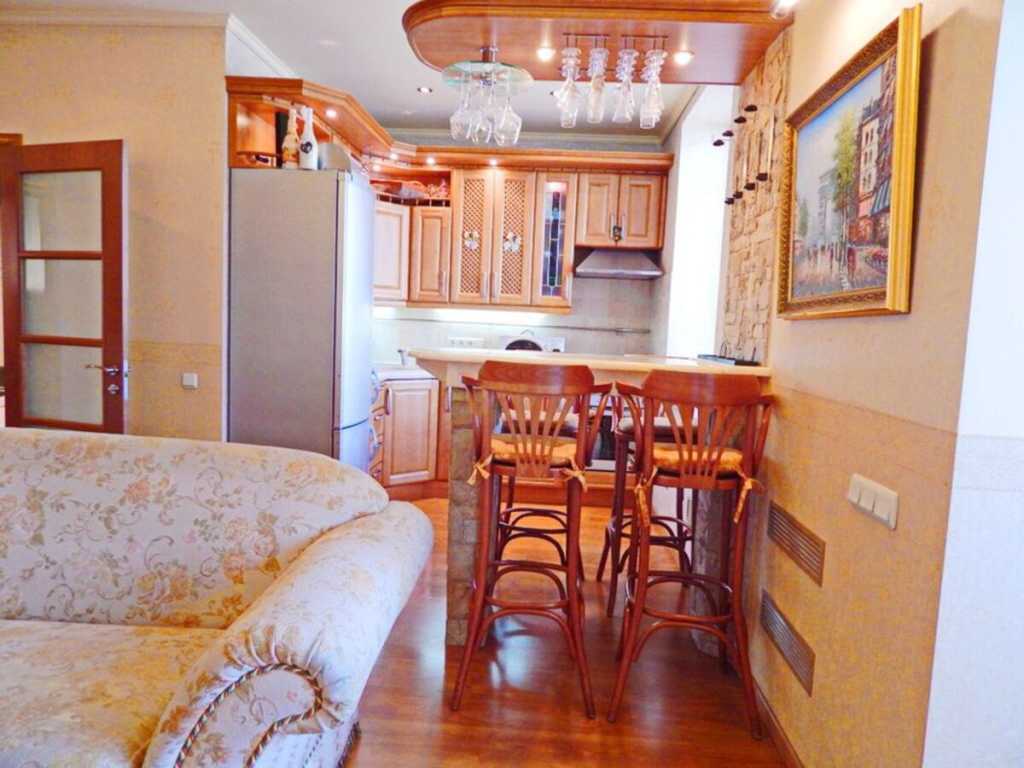 Оренда 2-кімнатної квартири 62 м², Мечнікова вул., 16