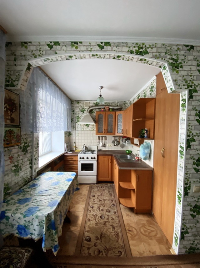 Продажа 3-комнатной квартиры 49 м², Богоявленский просп.