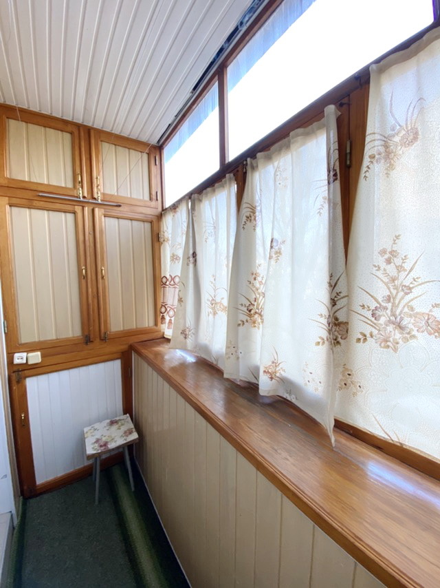 Продажа 3-комнатной квартиры 49 м², Богоявленский просп.