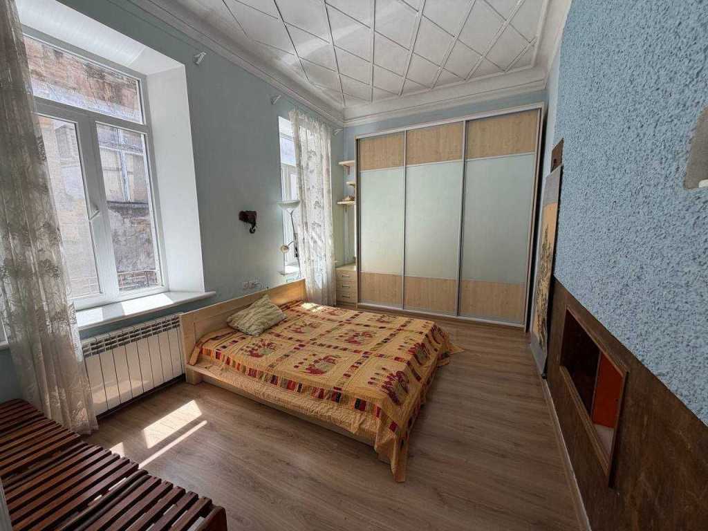 Оренда 3-кімнатної квартири 70 м², Коблевская вул., 9