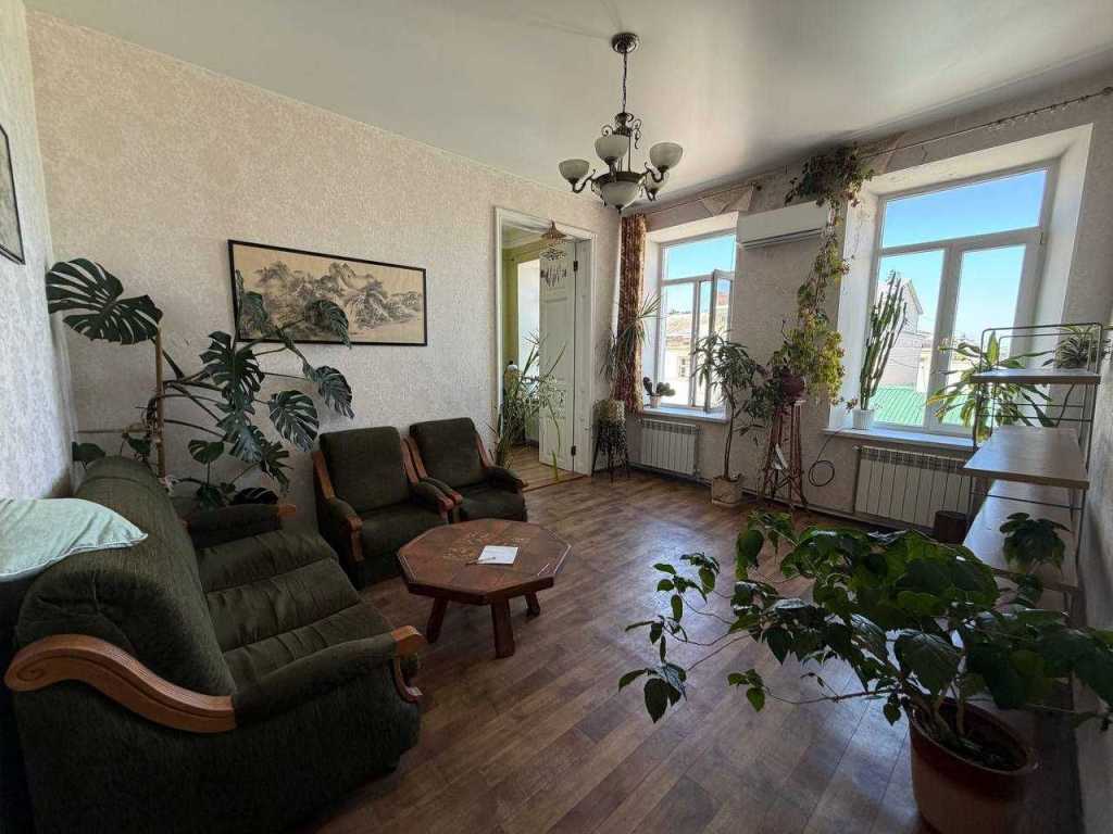 Оренда 3-кімнатної квартири 70 м², Коблевская вул., 9
