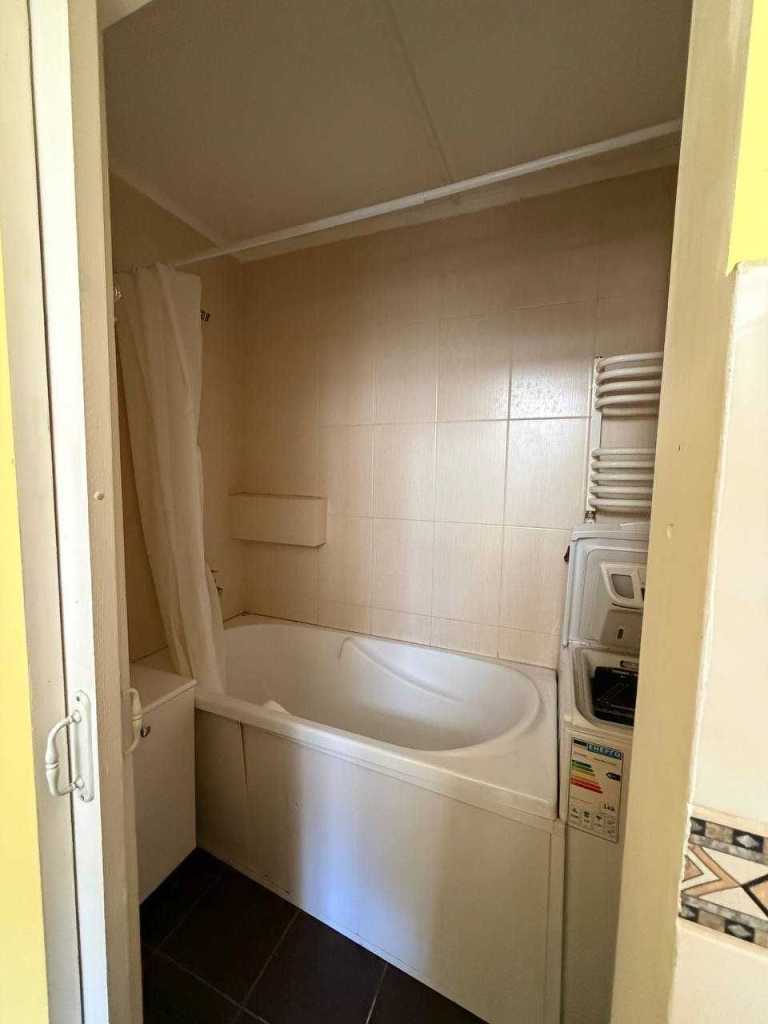 Оренда 3-кімнатної квартири 70 м², Коблевская вул., 9