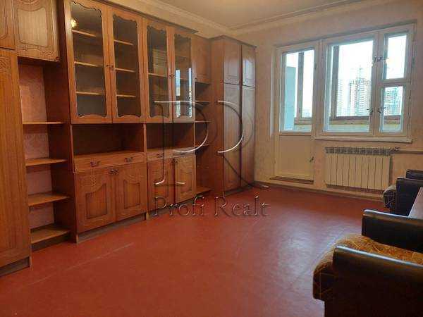 Продажа 2-комнатной квартиры 51 м², Тростянецкая ул., 3