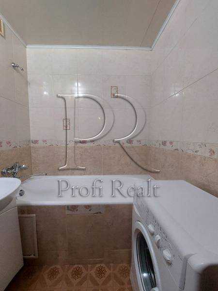 Продажа 2-комнатной квартиры 51 м², Тростянецкая ул., 3