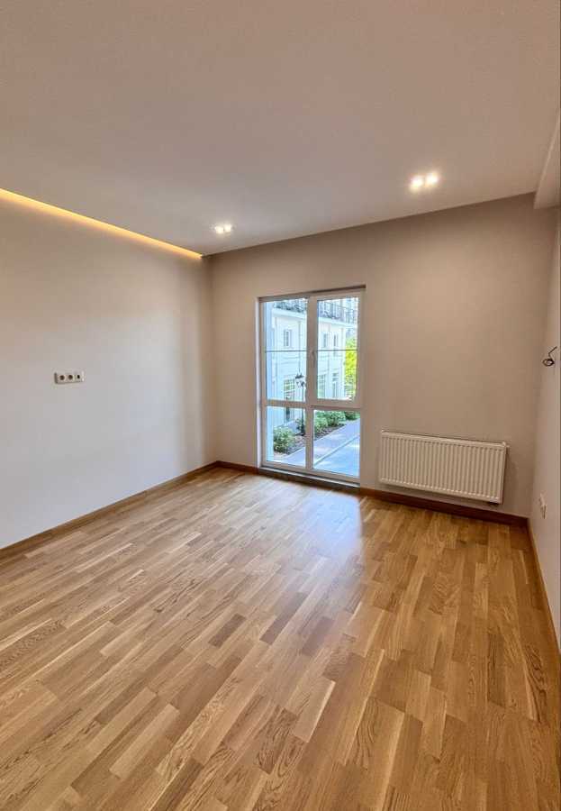 Продажа 2-комнатной квартиры 61 м², Михаила Максимовича ул., 26Б