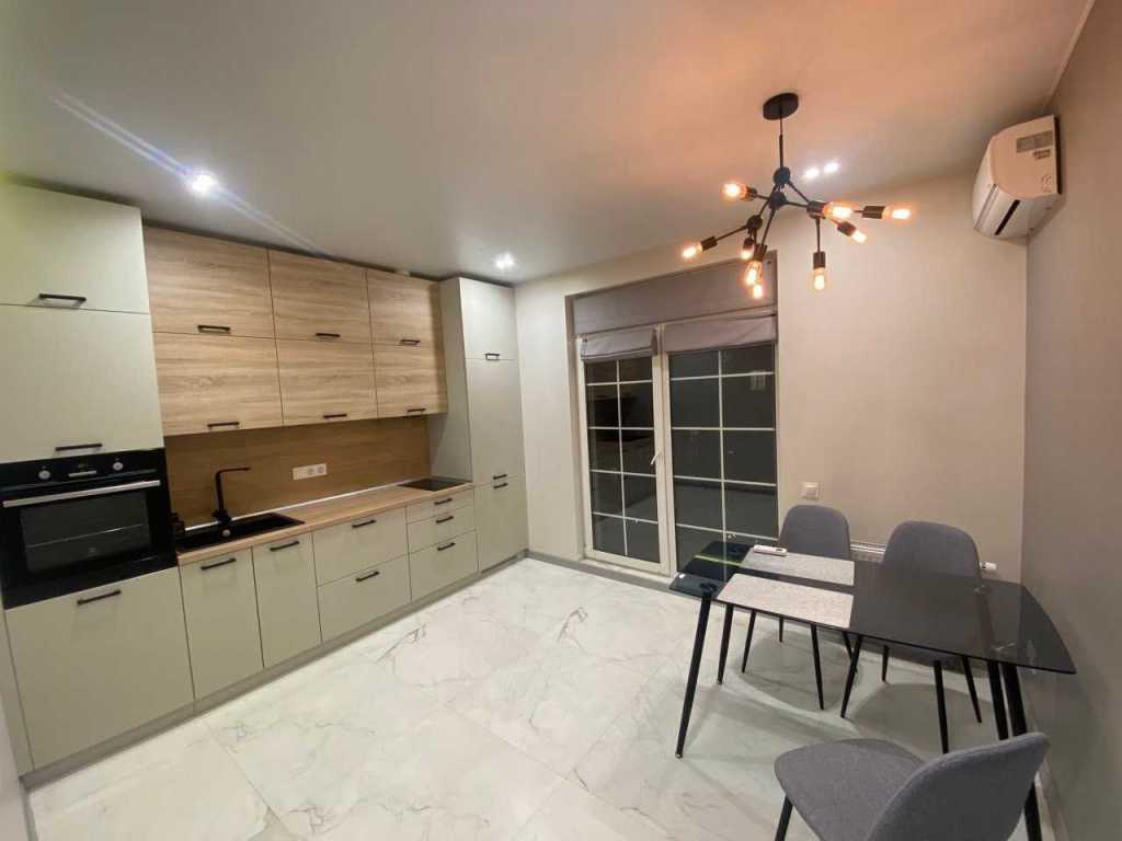 Продажа 1-комнатной квартиры 45 м², Михаила Максимовича ул., 24Б