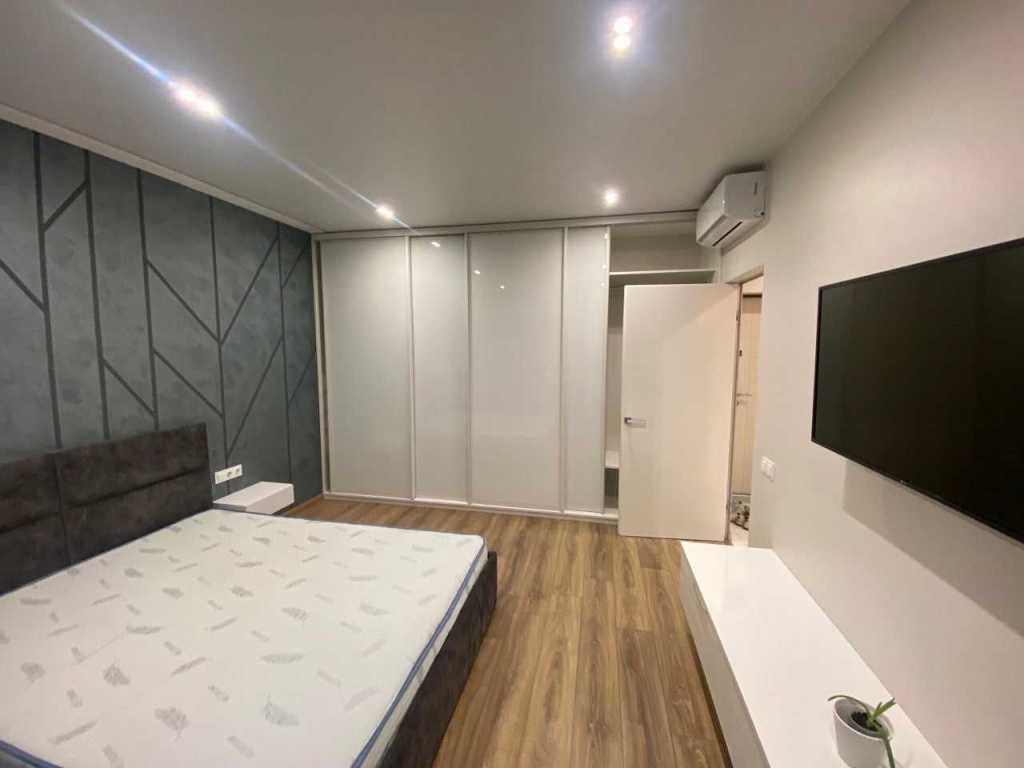 Продажа 1-комнатной квартиры 45 м², Михаила Максимовича ул., 24Б
