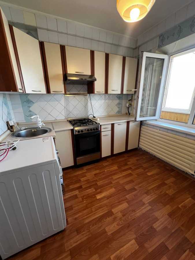 Продажа 2-комнатной квартиры 55.9 м², Озерная ул., 31/50