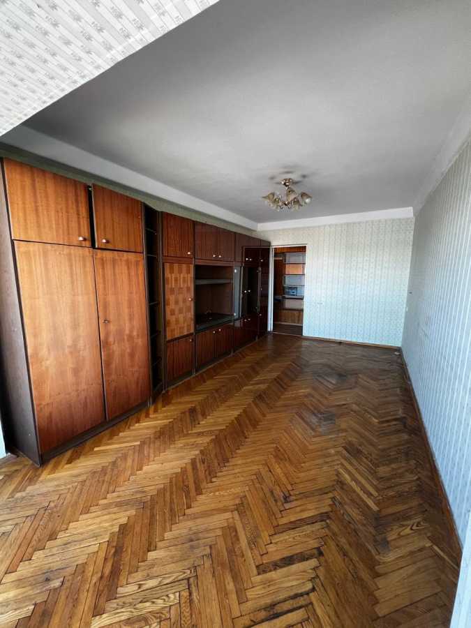 Продажа 2-комнатной квартиры 55.9 м², Озерная ул., 31/50
