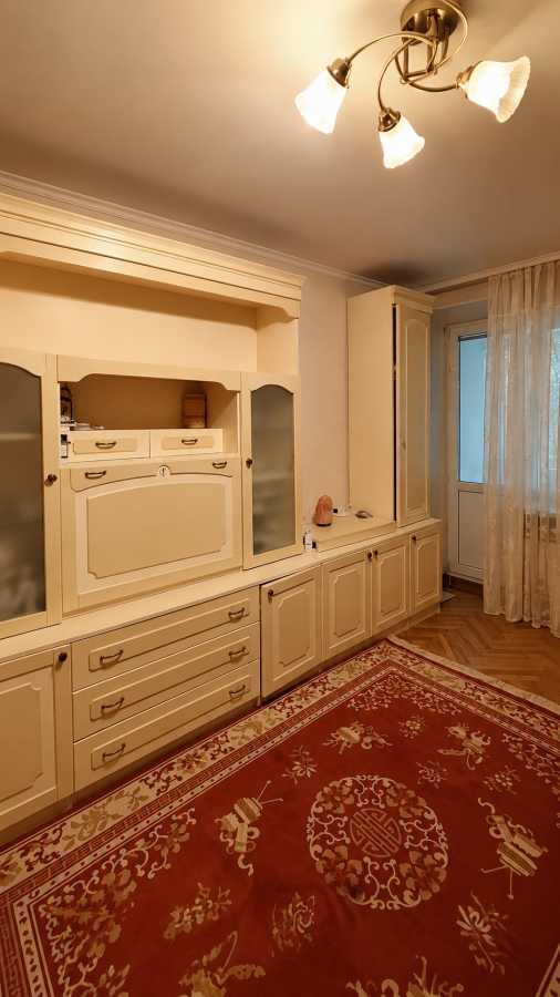 Продажа 3-комнатной квартиры 72 м², Олексы Тихого ул., 23