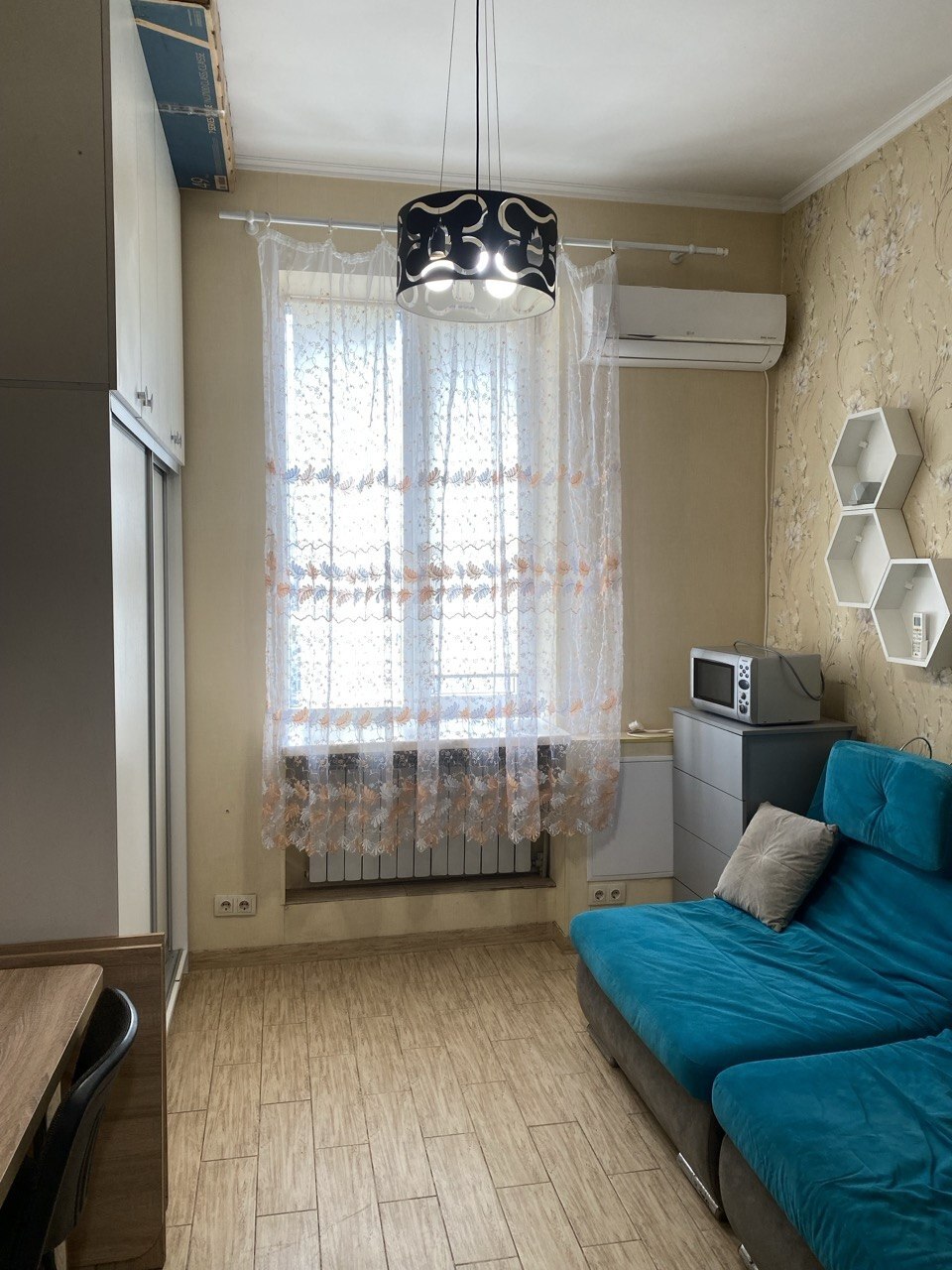 Продажа 2-уровневой квартиры 18 м², Ивана Камышева ул., 6