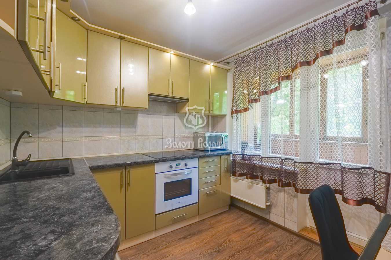 Продажа 3-комнатной квартиры 67.8 м², Академика Королева просп., 12і