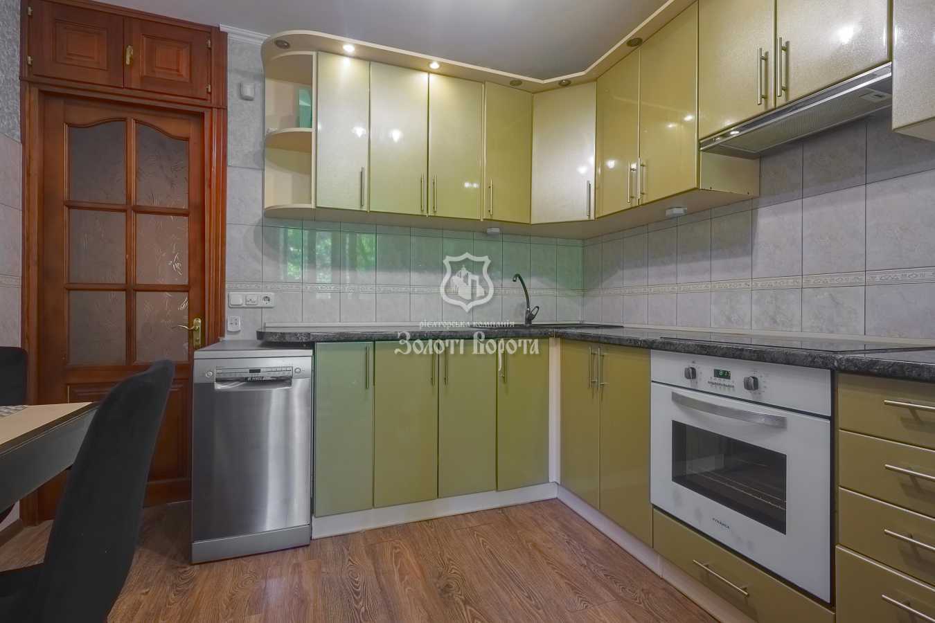 Продажа 3-комнатной квартиры 67.8 м², Академика Королева просп., 12і
