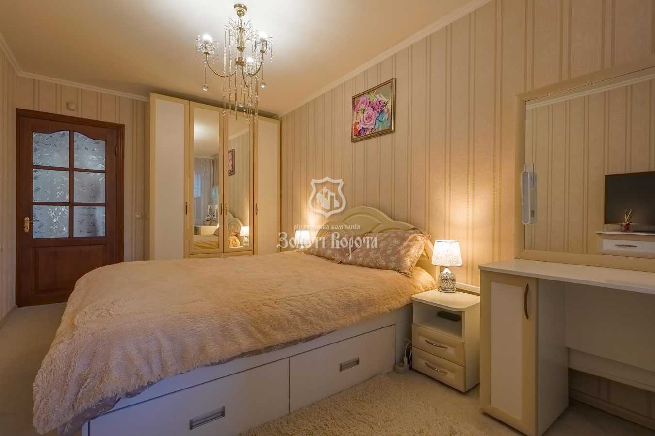 Продажа 3-комнатной квартиры 67.8 м², Академика Королева просп., 12і