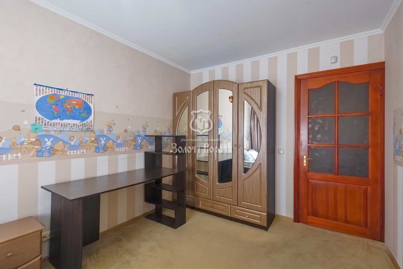 Продажа 3-комнатной квартиры 67.8 м², Академика Королева просп., 12і