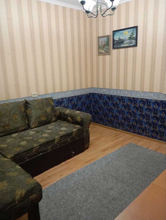Оренда 1-кімнатної квартири 30 м², Перова бул.