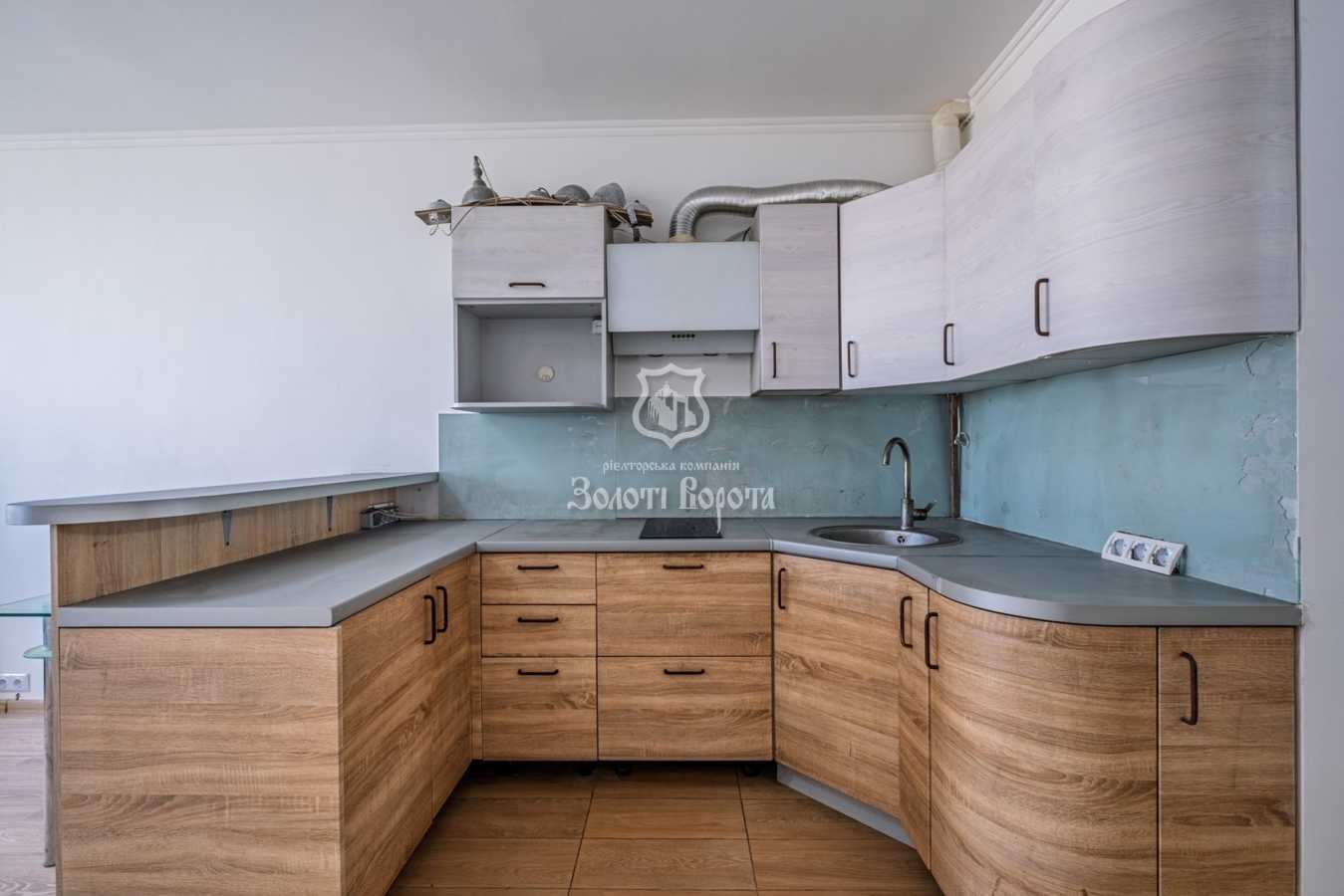 Продаж 2-кімнатної квартири 53.6 м², Спортивна вул., 18
