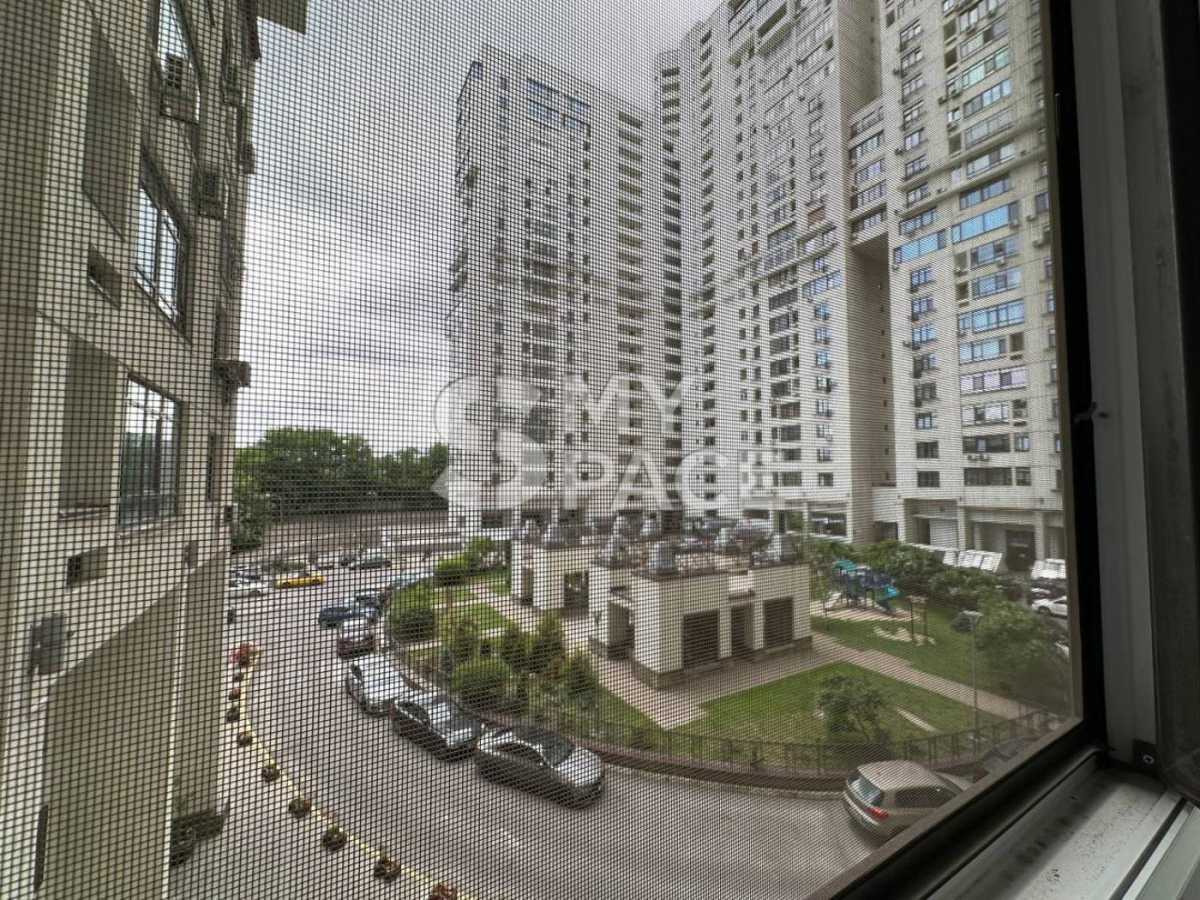 Продажа 3-комнатной квартиры 108 м², Щорса, 44А