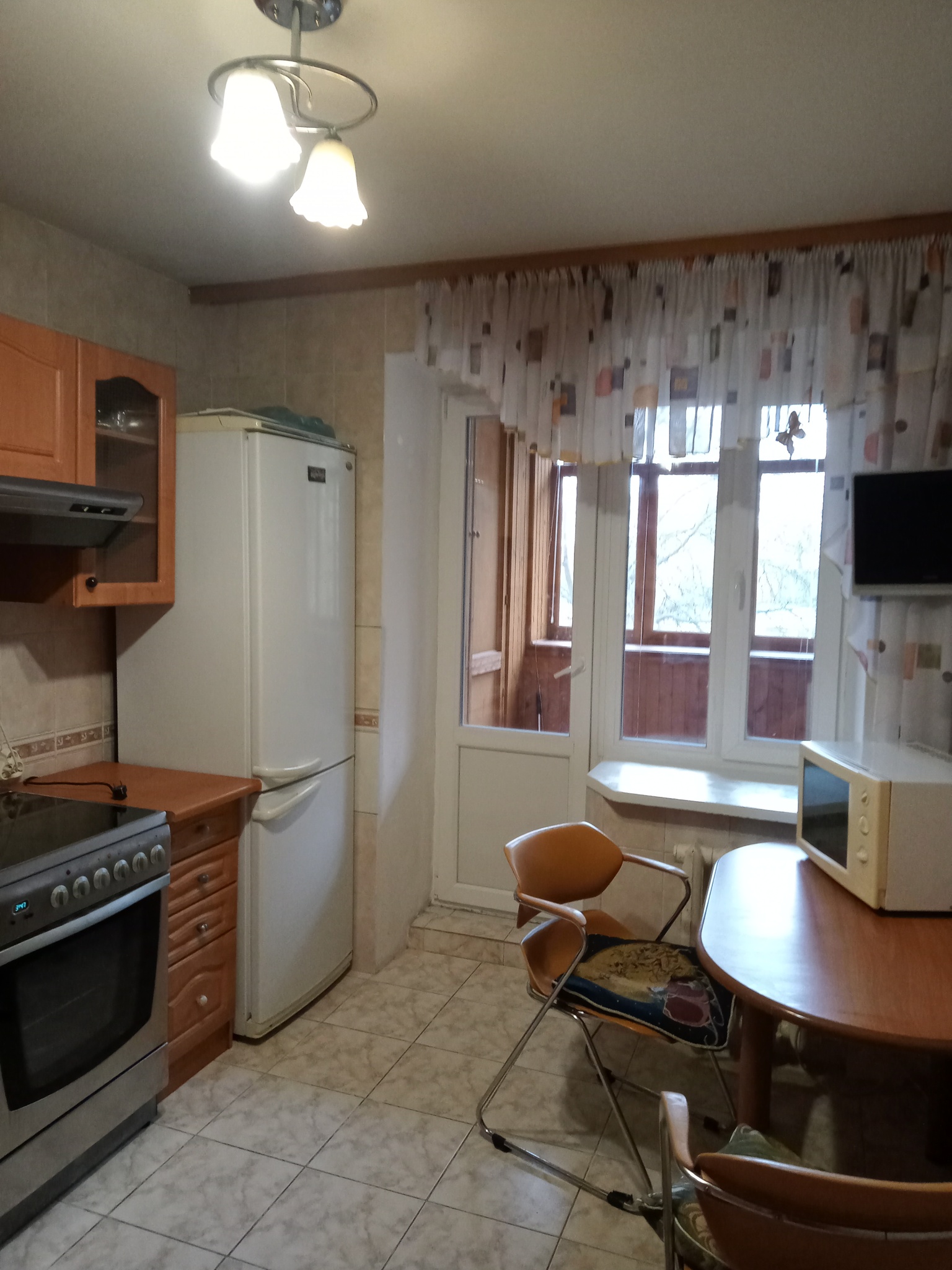 Оренда 2-кімнатної квартири 54 м², Миколи Садовського вул., 12
