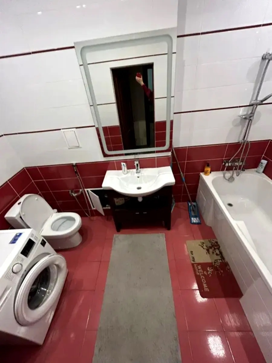 Оренда 2-кімнатної квартири 90 м², Кирилівська вул., 85/87А