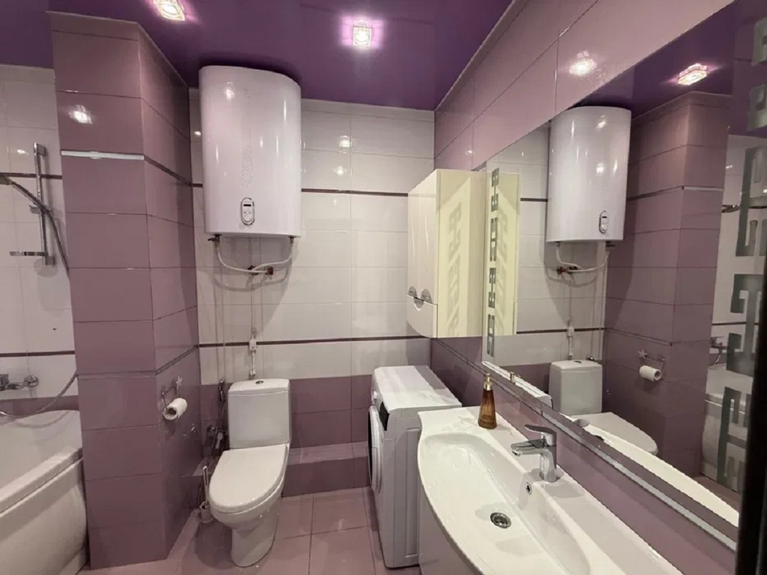 Оренда студії 75 м², Вишгородська вул., 45/14