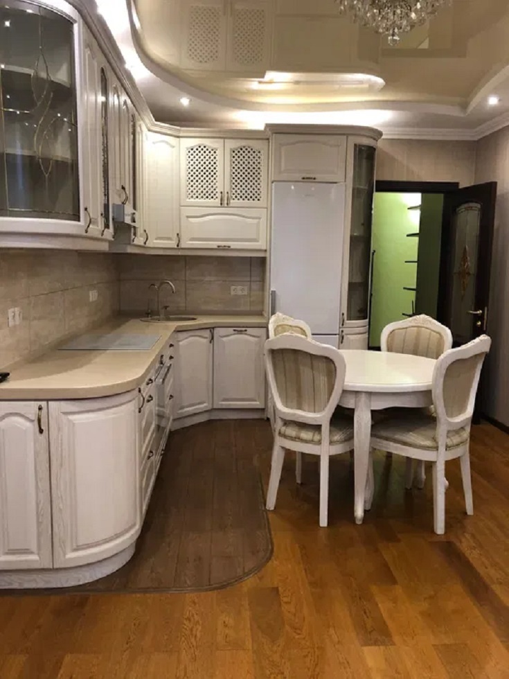 Оренда студії 75 м², Вишгородська вул., 45/14