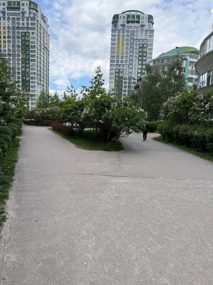 Оренда студії 75 м², Вишгородська вул., 45/14
