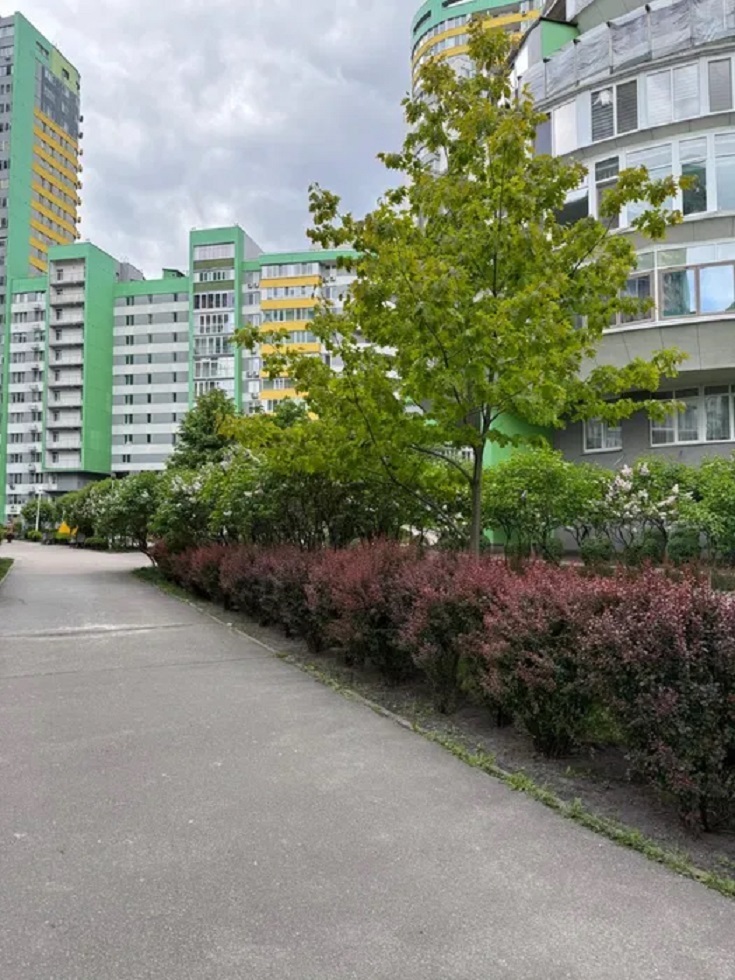 Оренда студії 75 м², Вишгородська вул., 45/14