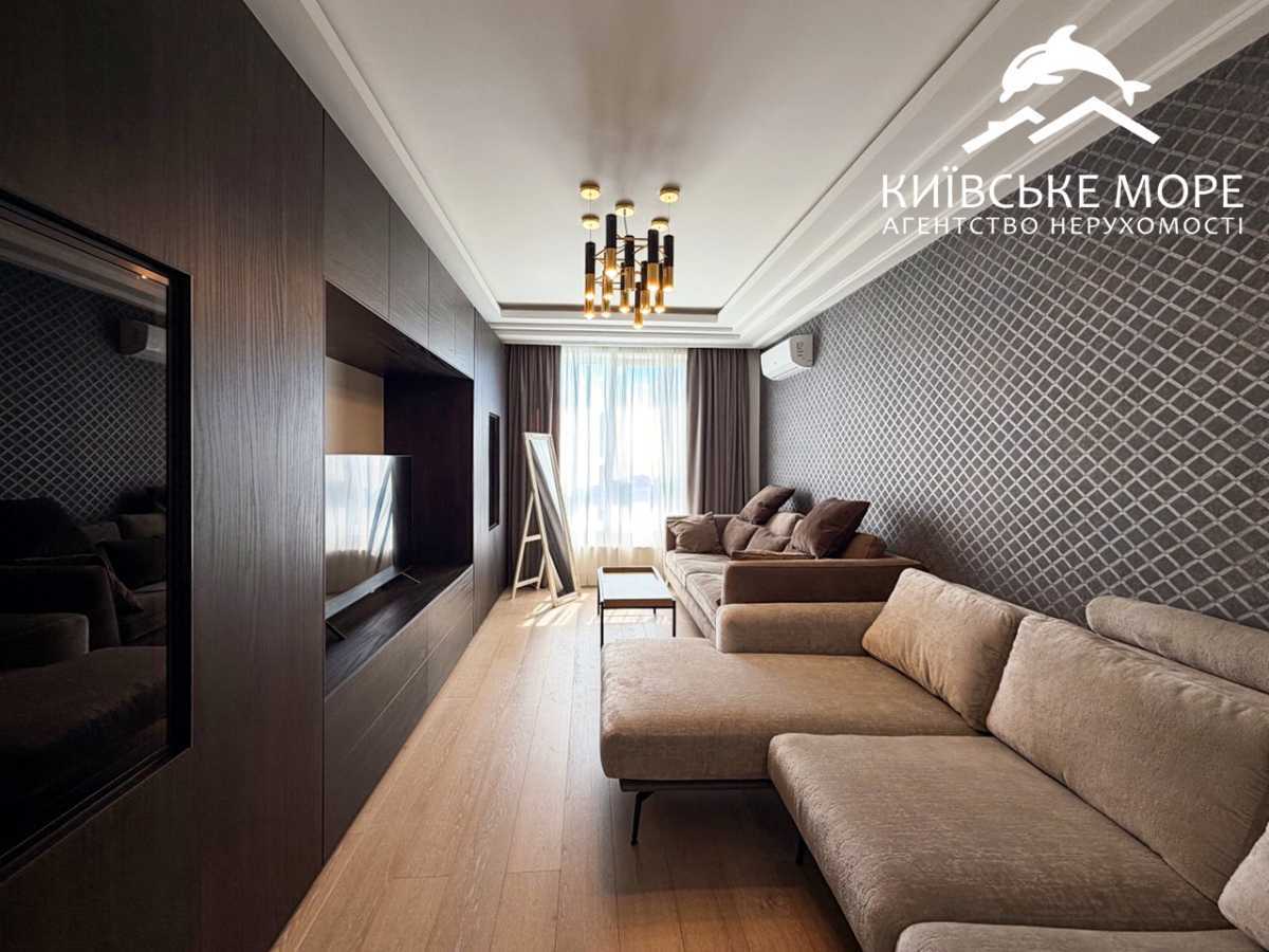 Оренда 3-кімнатної квартири 94 м², Воскресенська вул., 18Б