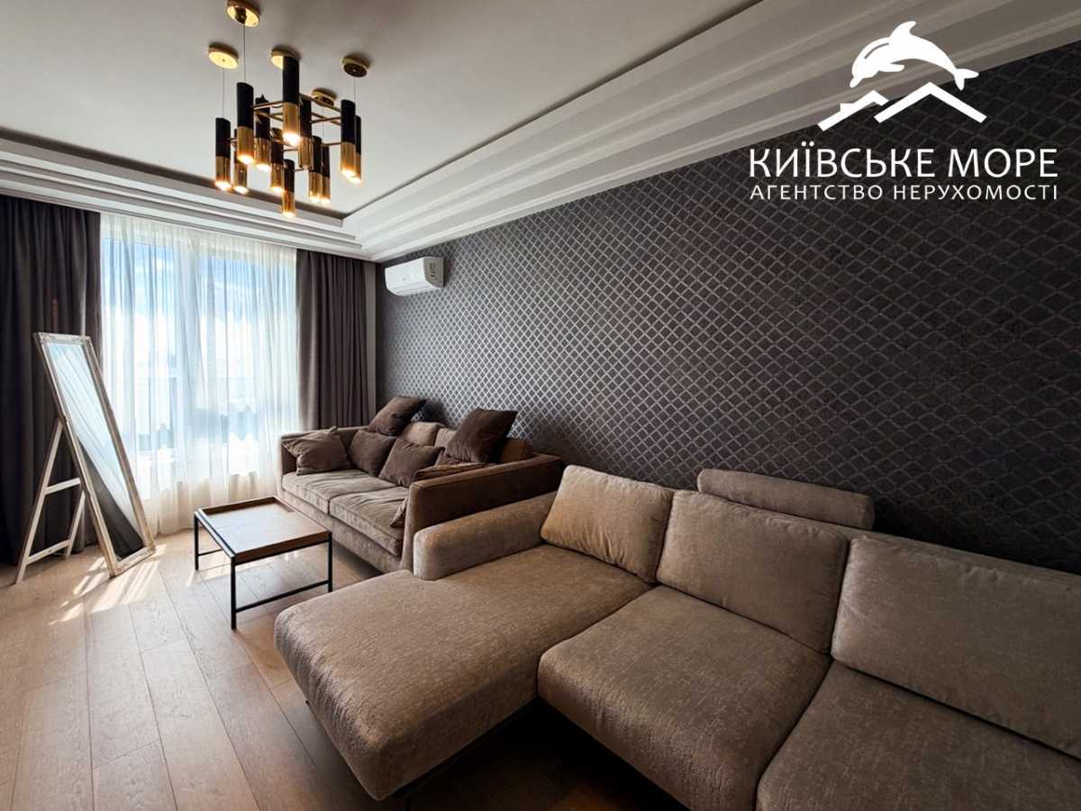Оренда 3-кімнатної квартири 94 м², Воскресенська вул., 18Б