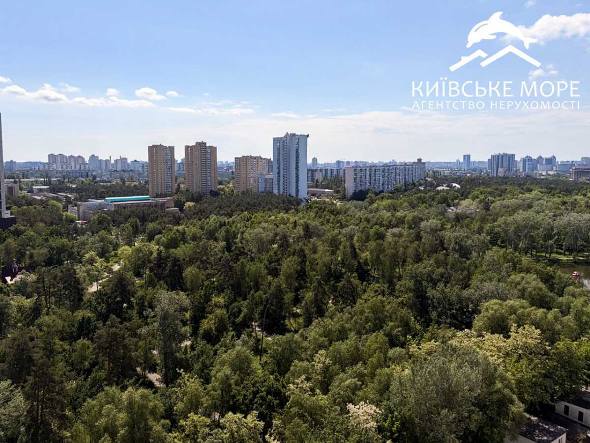 Оренда 3-кімнатної квартири 94 м², Воскресенська вул., 18Б