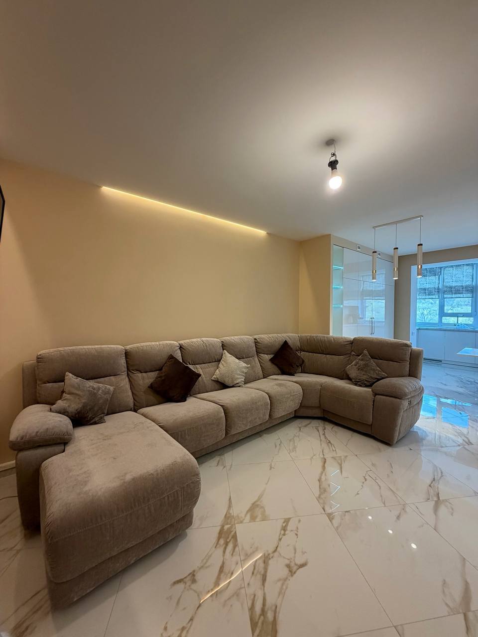 Продажа 3-комнатной квартиры 106 м², Мандрыковская ул.