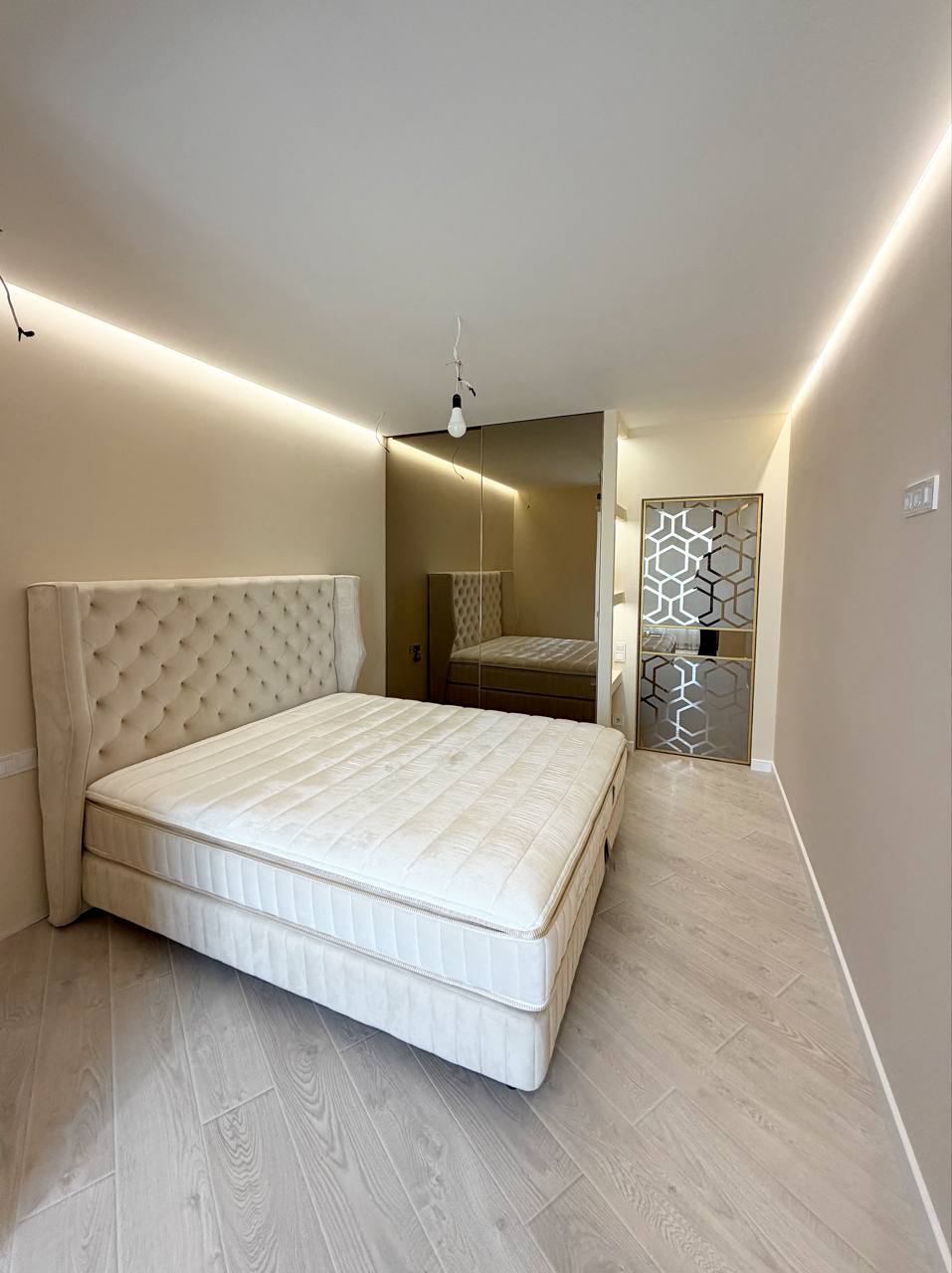 Продажа 3-комнатной квартиры 106 м², Мандрыковская ул.