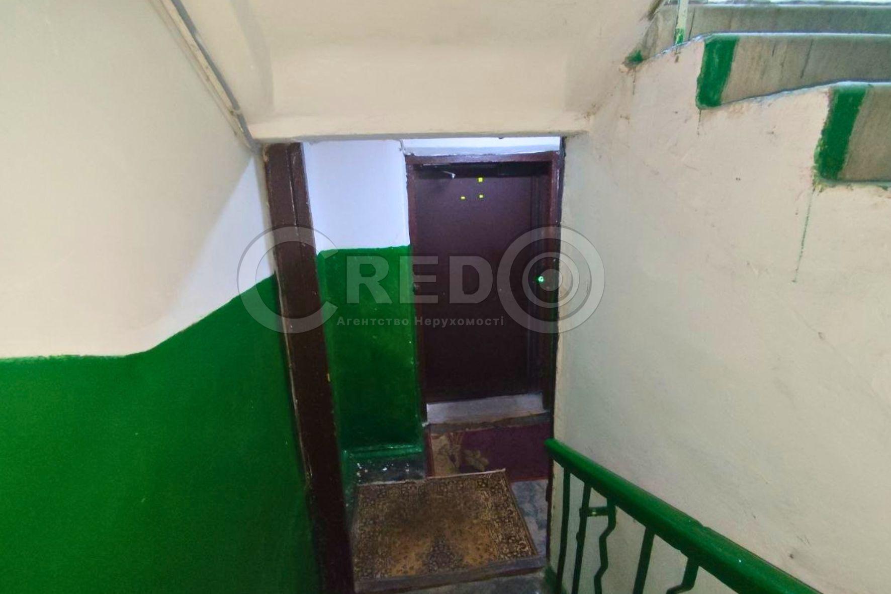Продаж 4-кімнатної квартири 90 м², Салтиківська вул.