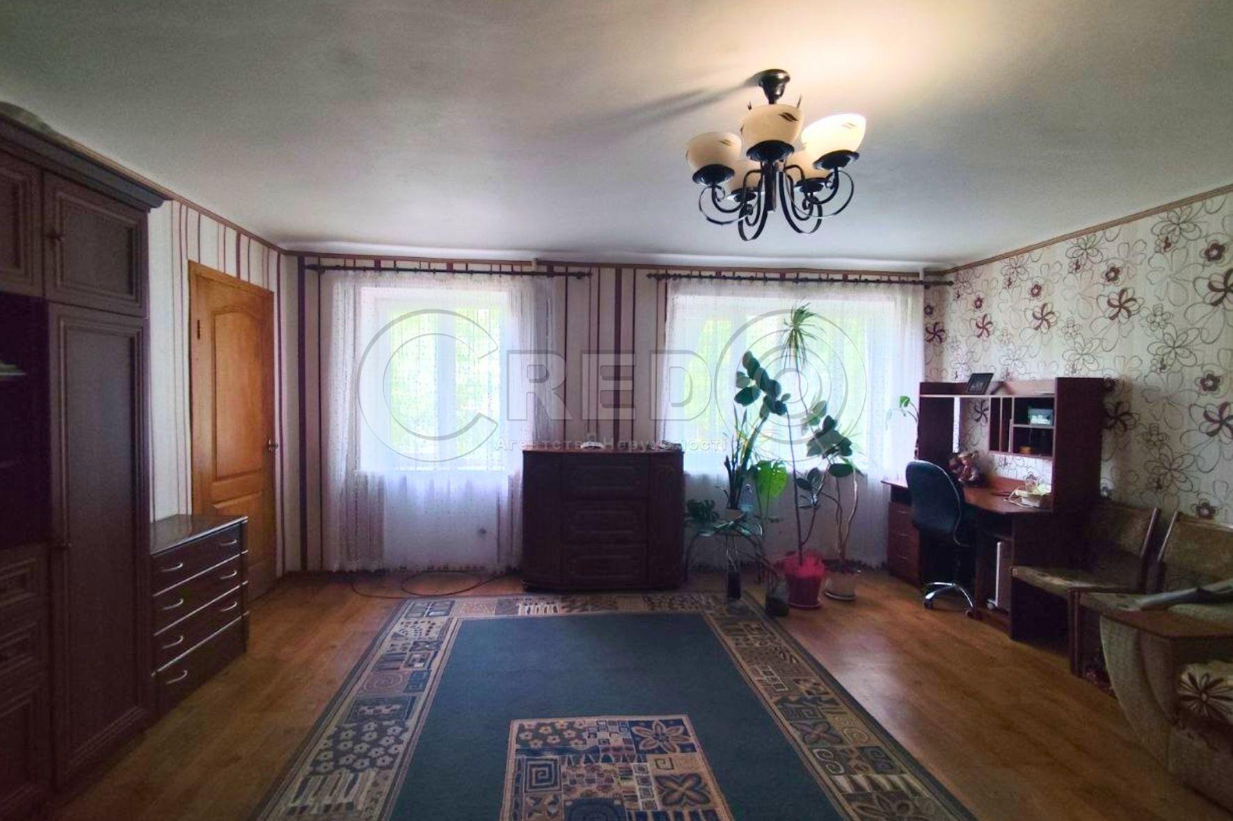 Продаж 4-кімнатної квартири 90 м², Салтиківська вул.