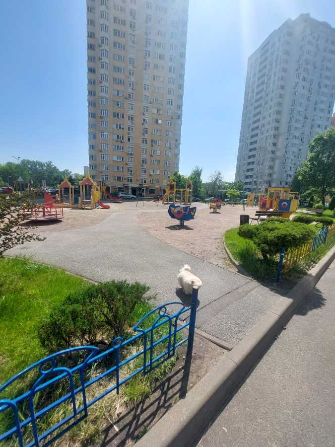 Оренда 2-кімнатної квартири 75 м², Воскресенська вул., 16А