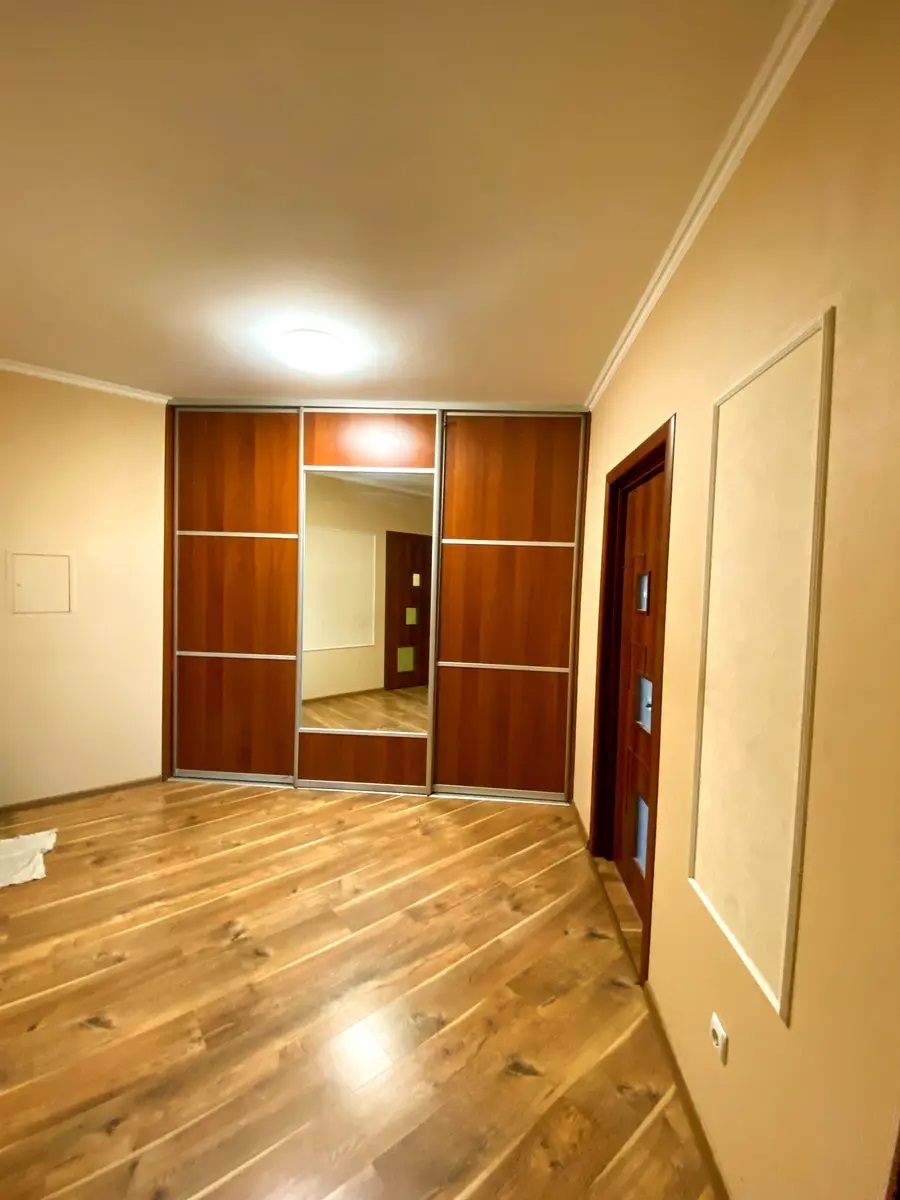 Продажа 1-комнатной квартиры 58 м², Вышгородская ул., 45Б/4