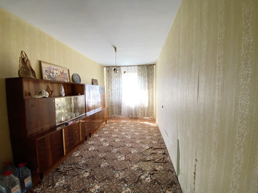 Продажа 3-комнатной квартиры 57 м², Южная ул.
