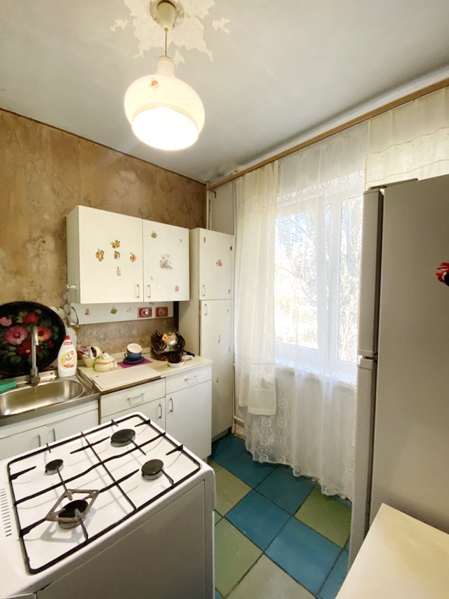 Продажа 3-комнатной квартиры 57 м², Южная ул.