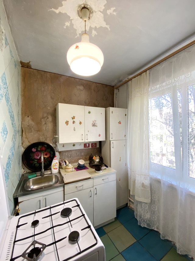 Продажа 3-комнатной квартиры 57 м², Южная ул.