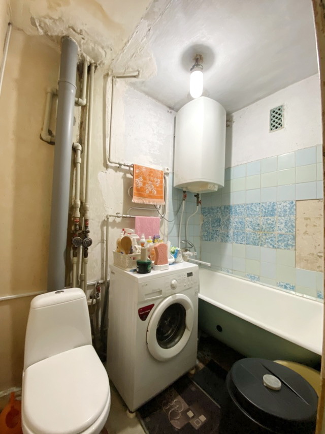 Продажа 3-комнатной квартиры 57 м², Южная ул.